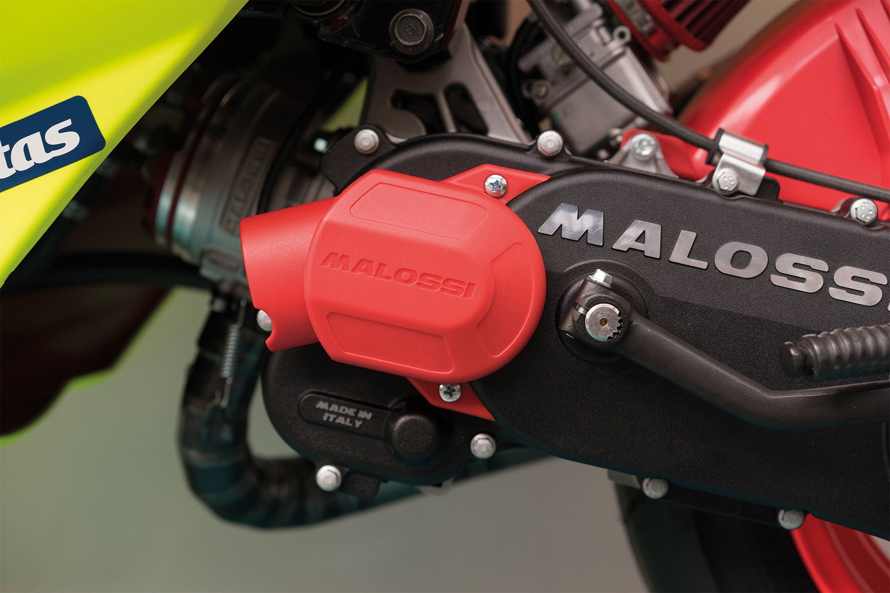 AIR FORCE coperchio completo di bulloneria e kit avviamento per carter Malossi C-One e RC-One e motori Piaggio