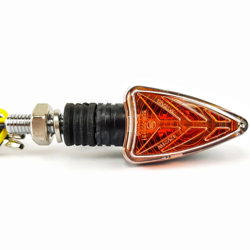 COPPIA FRECCE MOTO E SCOOTER ARROW CARBON LOOK OMOLOGATE GAMBO CORTO CON 2 LAPADINE DI SCORTA
