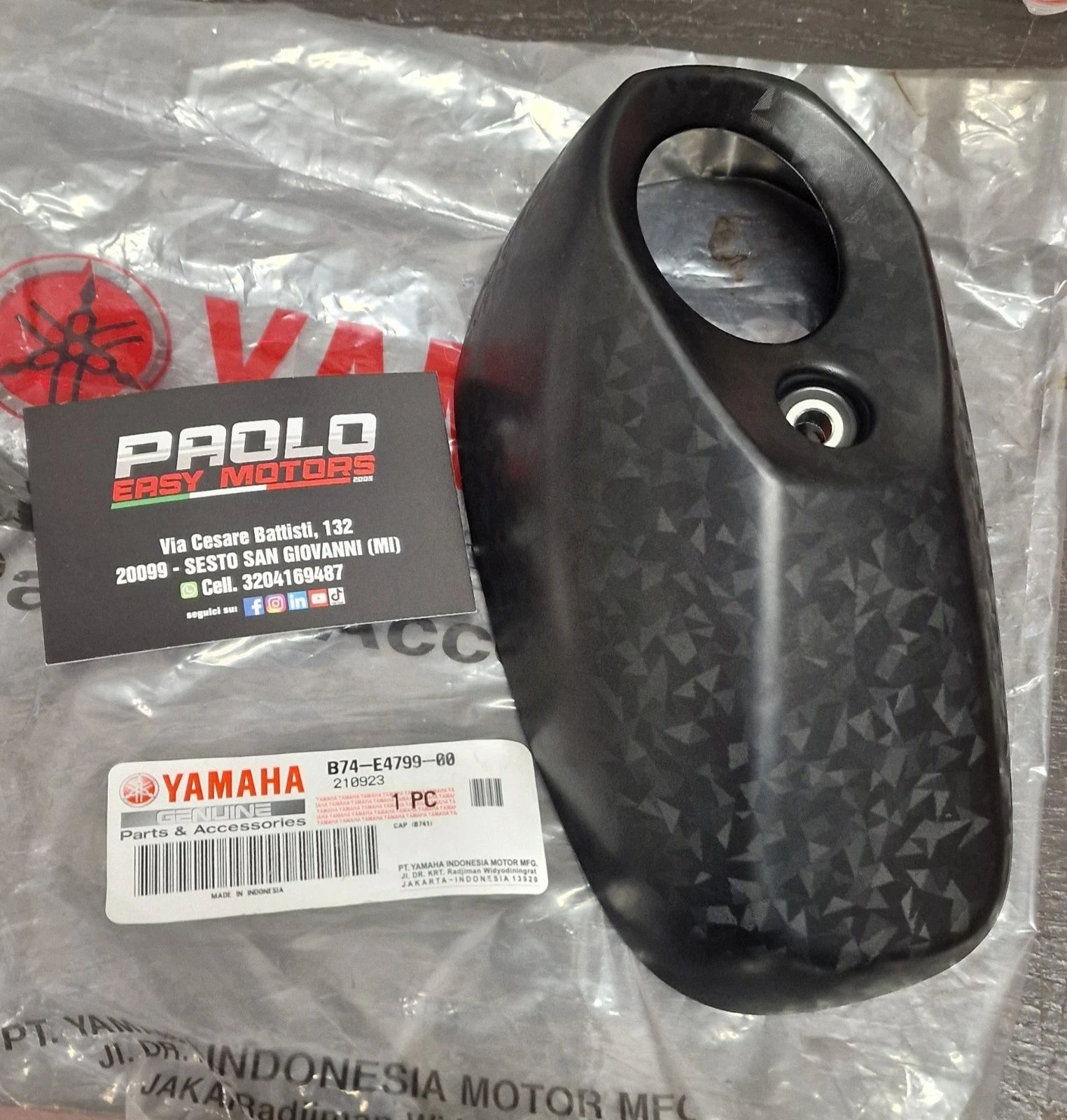 FONDELLO TAPPO MARMITTA ORIGINALE YAMAHA XMAX300 XMAX 300 XMAX-300 B74-E4799-00