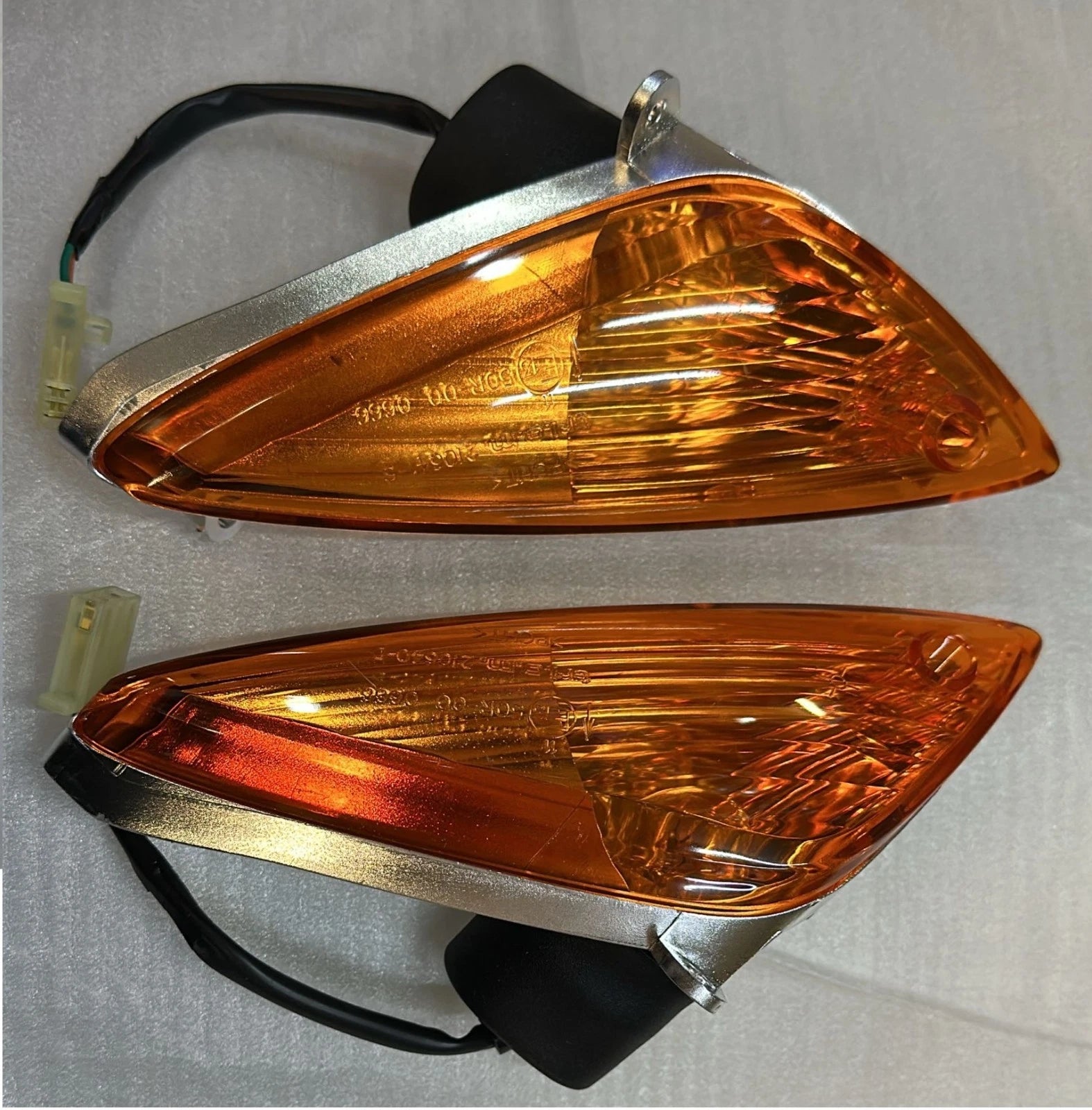 KIT FRECCIA FRECCE ANTERIORE DX -SX HONDA SH 125 -150 DAL 2001 FINO 2004 - Foto 3 di 4