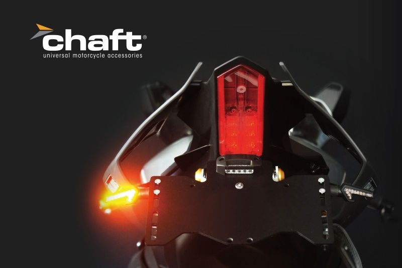 Avec feu arrière clignotant LED