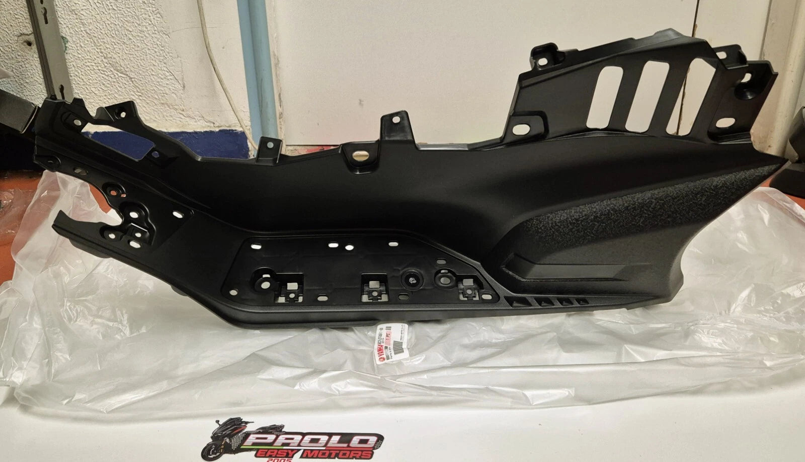 Basetta pedana poggiapiedi YAMAHA T-MAX 530 T-MAX 560 2017-2021 BC3-27481-00