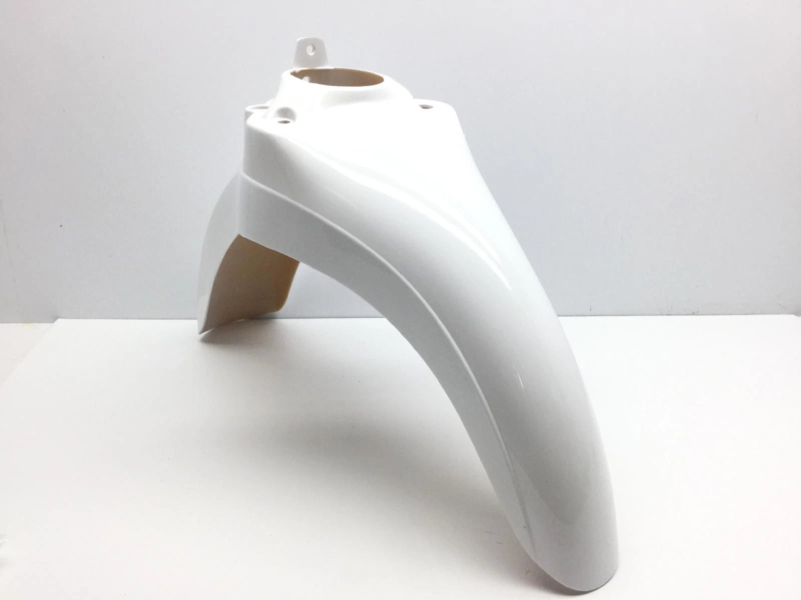 AP63598800 Parafango anteriore bianco Aprilia Scarabeo 50, 100 Street Restyling 2 e 4 tempi 2001-2013