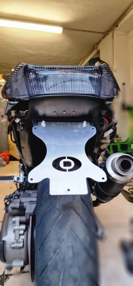 PORTATARGA CON SOTTOCODA YAMAHA T-MAX 500 2001 2002 2003 2004 2005 2006 2007