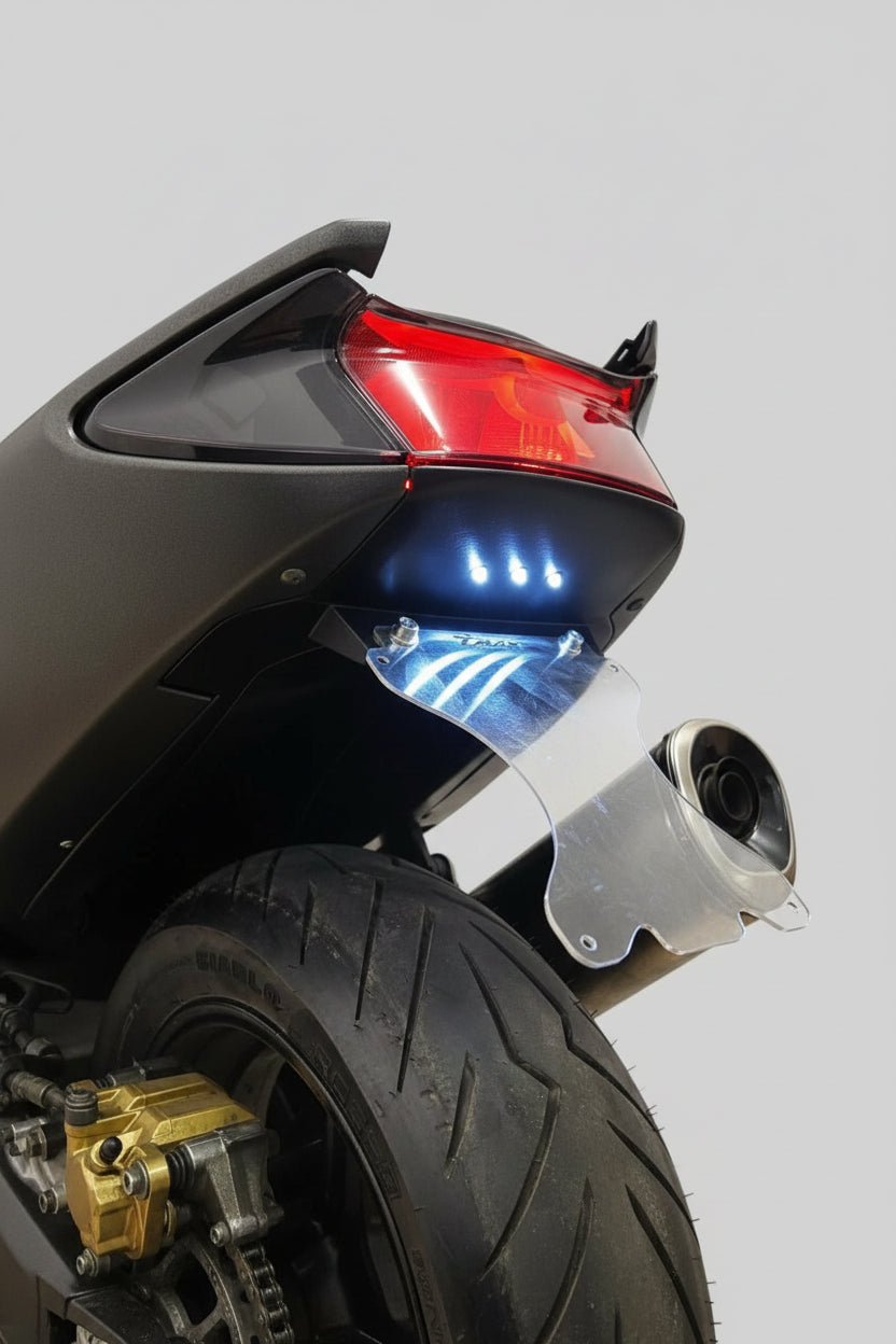 PORTATARGA CON SOTTOCODA YAMAHA T-MAX 500 2001 2002 2003 2004 2005 2006 2007