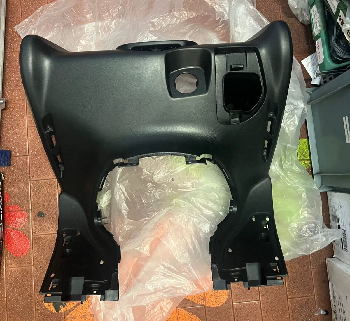 CARENA RETROSCUDO PARAGAMBE YAMAHA T-MAX 500 2004-2007 5GJ283115000|366248062106