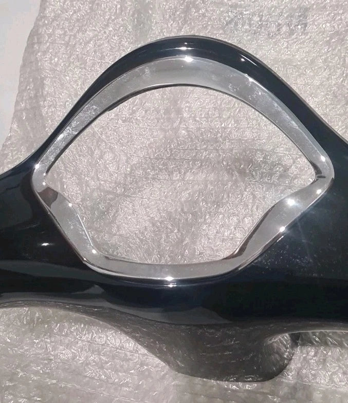 1B001007 Genuine Vespa GTS 300 2014-2016 Gloss Black Rear Handlebar Cover|389797753517