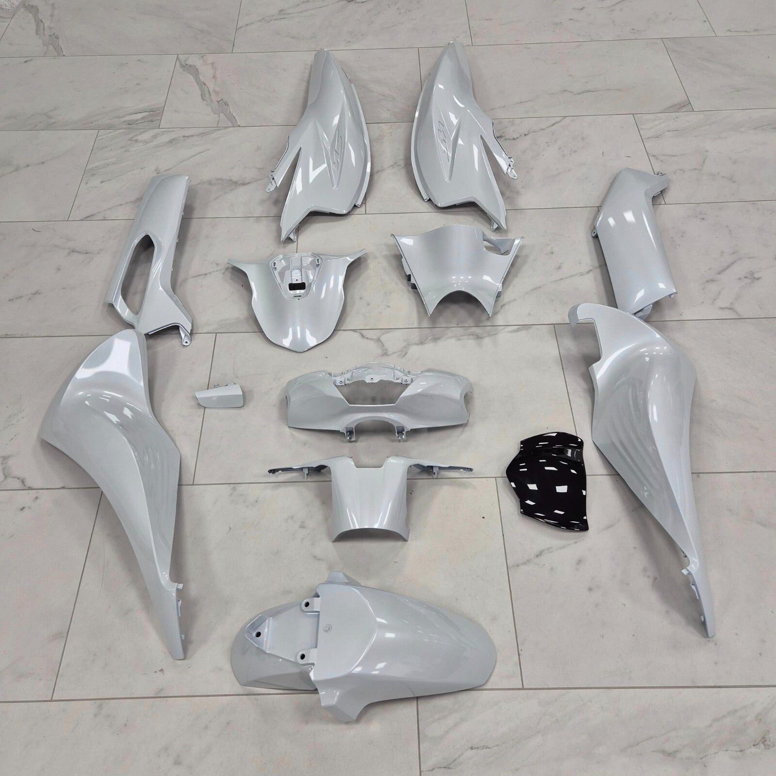 HULL KIT 13 PIECES FAIRING HONDA SH 125 / 150 CC 2020-2024 GLOSSY WHITE PEARL|406793367075