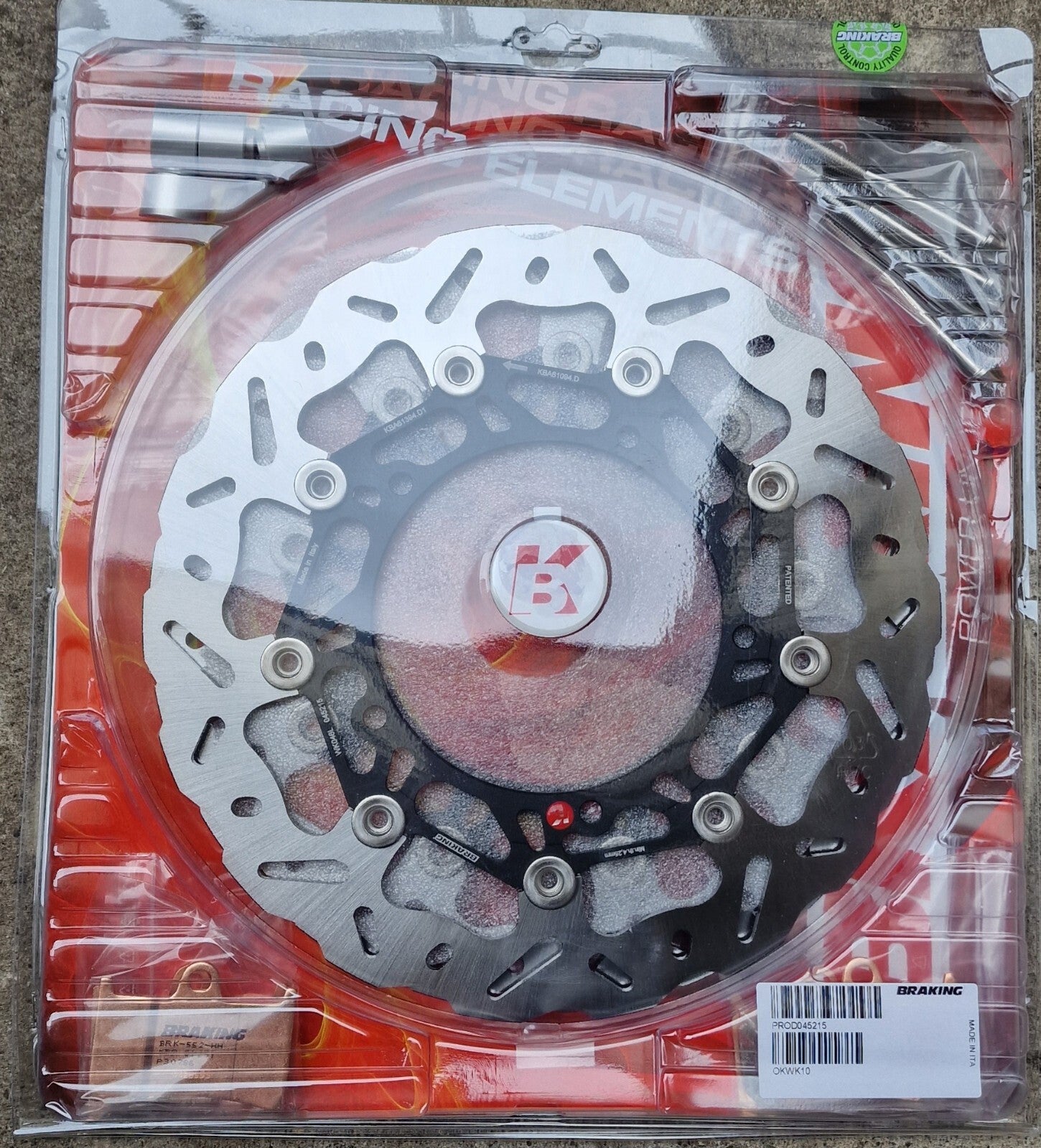 Kit Dischi Freno Maggiorati Anteriori DA 300 mm YAMAHA T-MAX 530/560 2022 2023 - Foto 2 di 3
