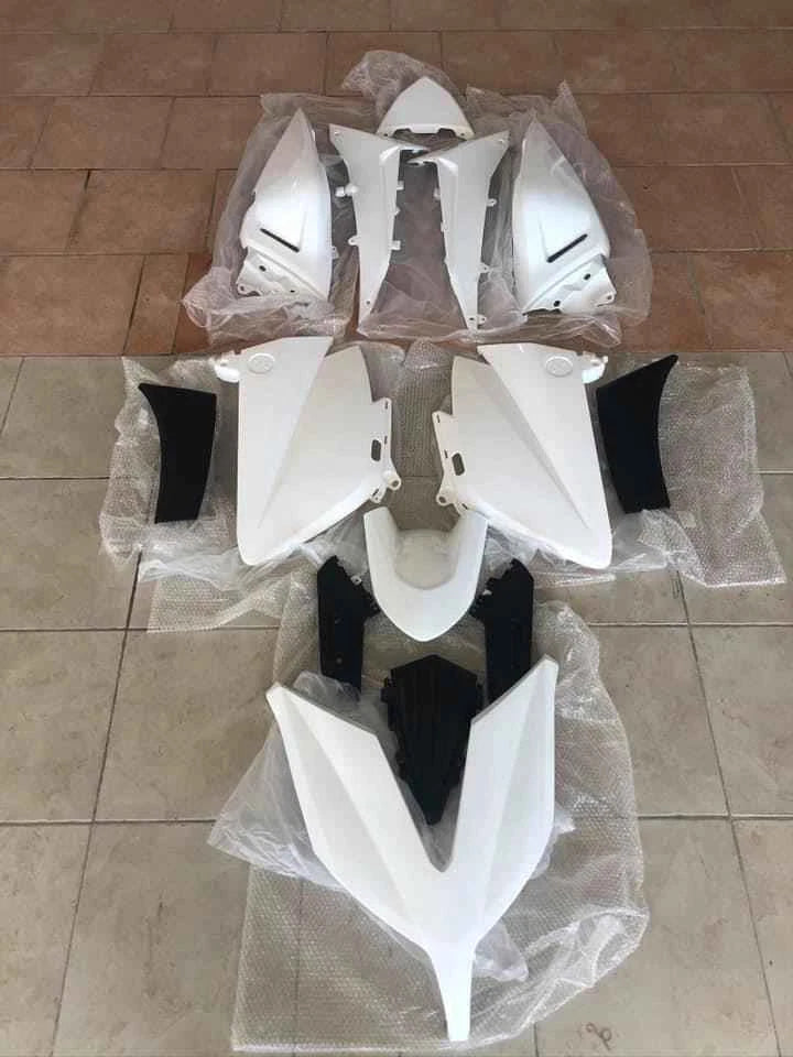 367311 KIT 14 PEZZI CARENA YAMAHA T MAX TMAX 530 2015- 2016 WHITE COMPETITION|277827442593
